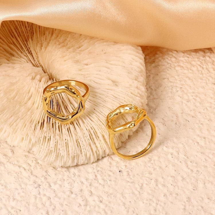 New European and American Fashion Simple Stainless Steel 18K Gold Die Casting Ring Spot Wholesale