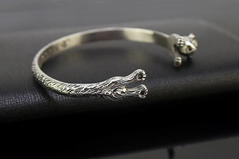 Custom Designed Metal Jewelry Bracelet for Gifts