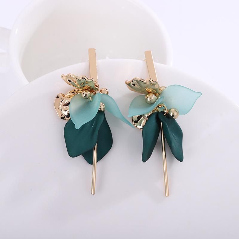 Fashion Jewelry Green Long Leaf Earrings Resin Flower Earrings