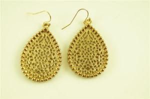 Fashion Gold Plated Filigree Teardrop Earring