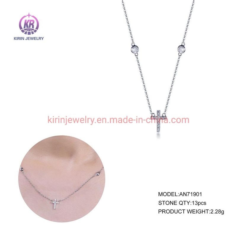 2020 New Trendy Jewelry Tiny Cross Pendant Necklace CZ Diamond Women Necklace