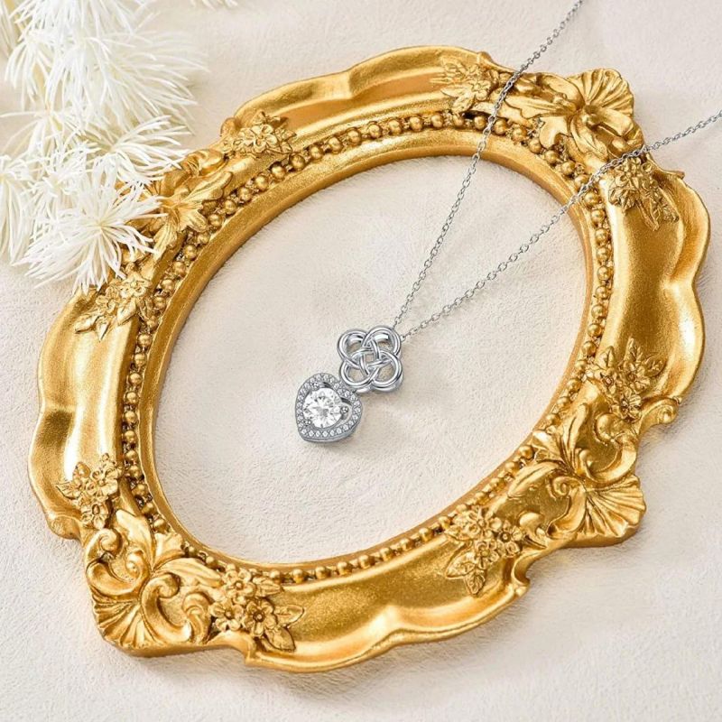 925 Sterling Silver Necklace Heart Shape Shiny Moissanite Pendant Necklace for Women Wedding Jewelry Gift Wholesale