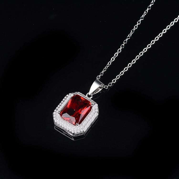 Costume Fashion 18K Gold Plated Imitation Charm Necklace Silver Jewelry with Pendant for Women