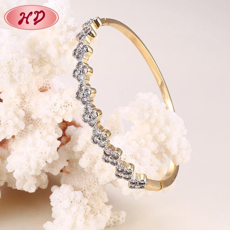 2020 New Fashion Design Wholesale Dubai 18K Gold Plated Zircon Jewelry Bangle for Women Girls