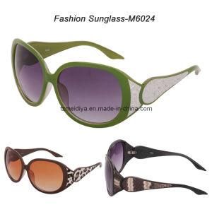 Fashion Women Sunglass, Leather Ornaments (UV, FDA, CE) (M6024)