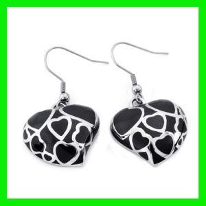 2012 Heart Shape Resin Earrings