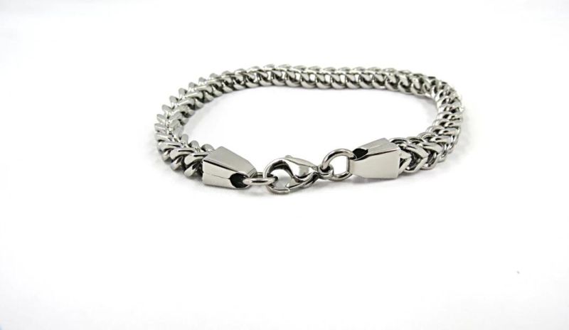Promotion Jewelry Heavy Duty Bracelet with Buckle Connection