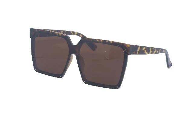 Oversized Modern Style Sunglasses with Large Frame