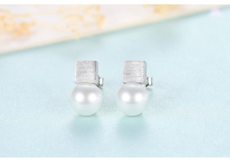 Fashion Jewelry Mini Bulb Earring Stud with Pearl