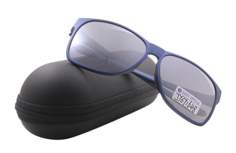 2022 Popular Sun Glasses UV400 Promotional Plastic Women Square Sunglasses