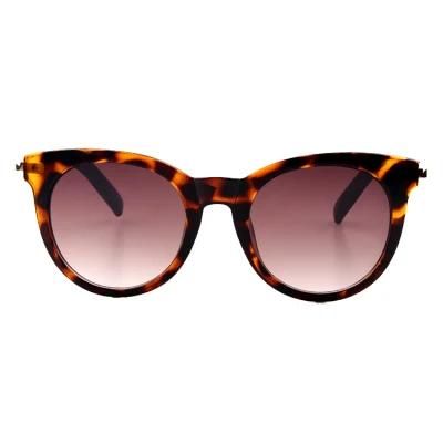 Eyewear Shape PC Frame with Color Sunglass
