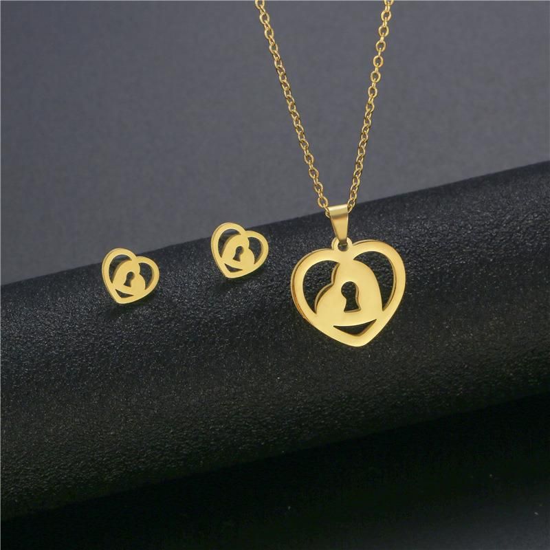 Manufacturer Customized Fashion Jewelry High Quality Matte 18K Gold Plated Stainless Steel Fashion Jewelry Set