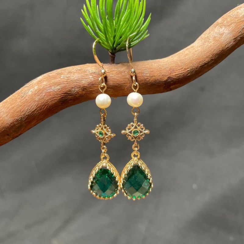 Wholesale Jewelry Water Drop Green Zircon Stone Pearl Pendant Hook Earrings