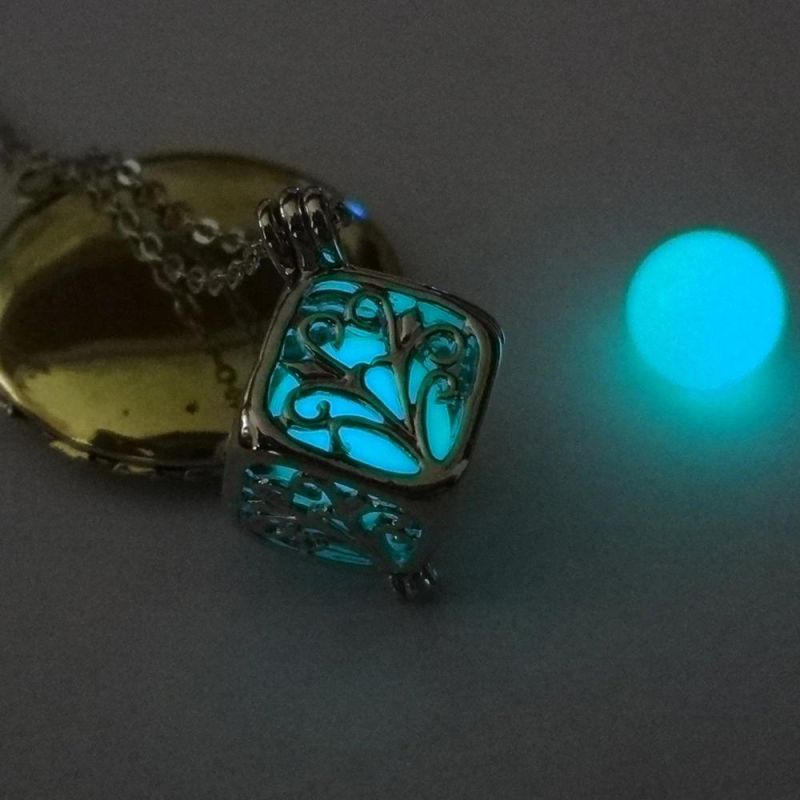 Hollow Luminous Cube Fluorescent Rubik′s Cube Pendant Necklace Clavicle Chain