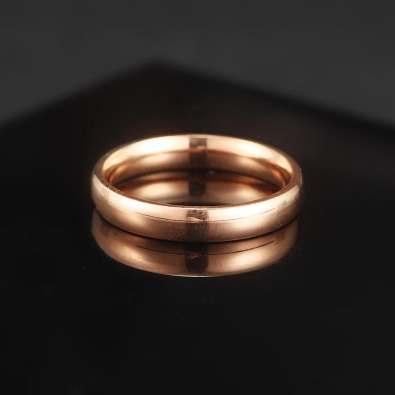 Stylish Individual Woman Rings Luxury Jewelry Plating 18K Gold Jewelry Women Stainless Steel Rings