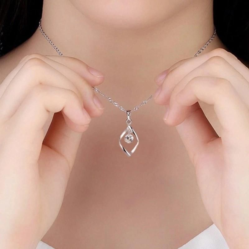 925 Sterling Silver Women′s Fashion Crystal Zircon Simple Pendant Necklace