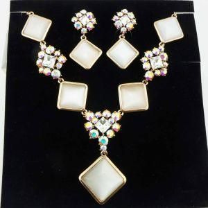 Hot Sell Jewelry with Alloy Necklace Jewelry