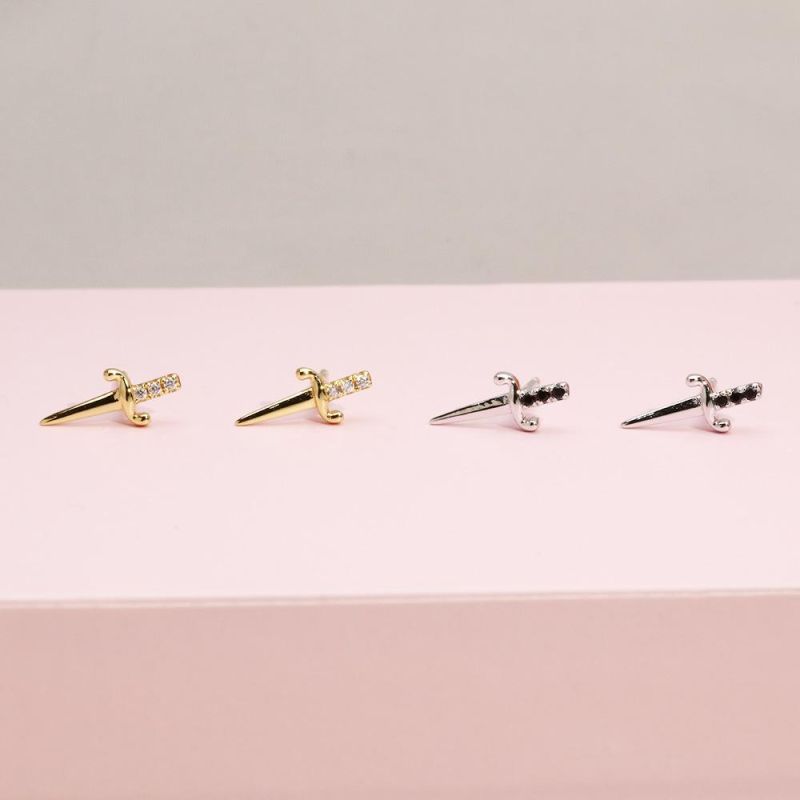 Custom 925 Sterling Silver Fashion Jewelry 18K Gold Plated Piercing White Black CZ Zircon Sword Dagger Stud Earrings for Women