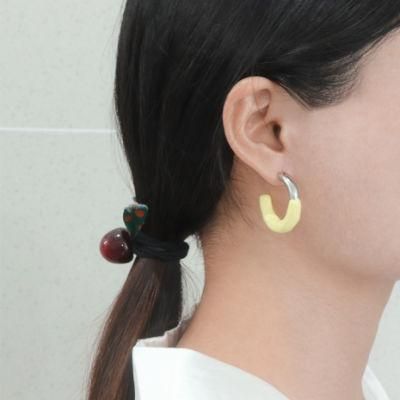 Low Profile Solid Color Corrugated Round Earrings