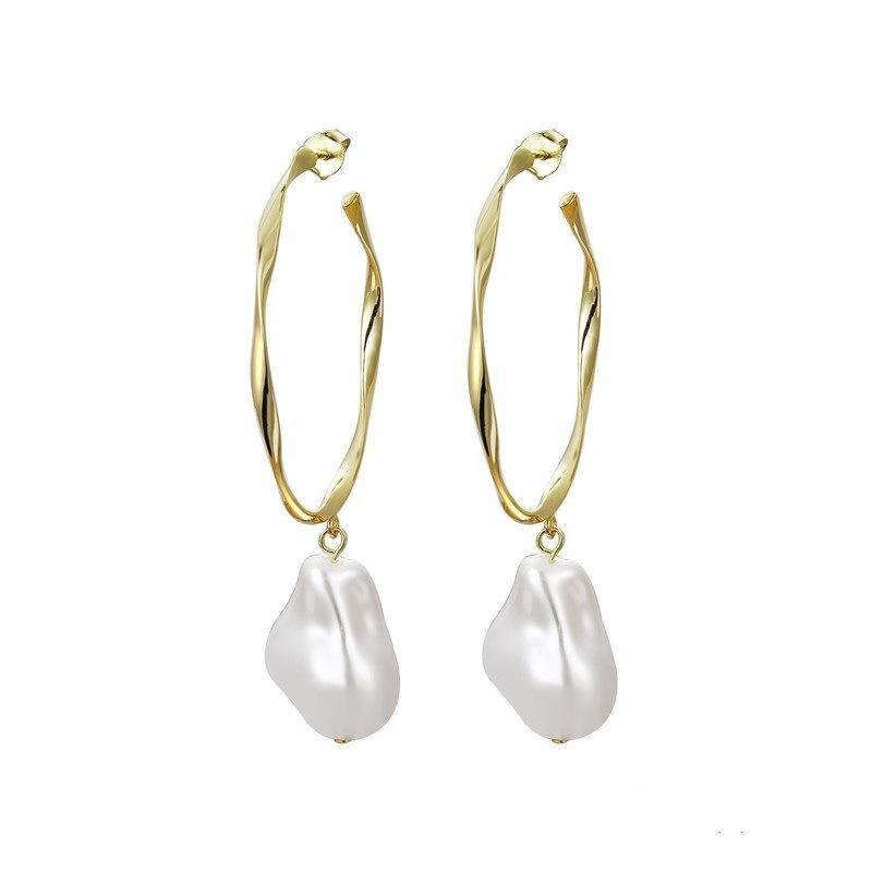 2022 Newest Fashion Silver or Brass Baroque Pearl Earring for Women