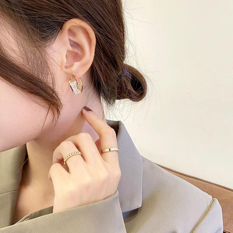Fashion Geometry New Temperament Personality Hundred Match Earrings Jewelry