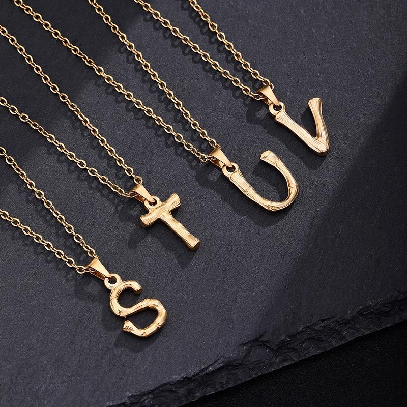 Manufacturer Custom Jewelry High Quality Non Tarnish 2022 Wholesale Fashion Women 18K Gold Plated Stainless Steel Letter Necklace Jewellery