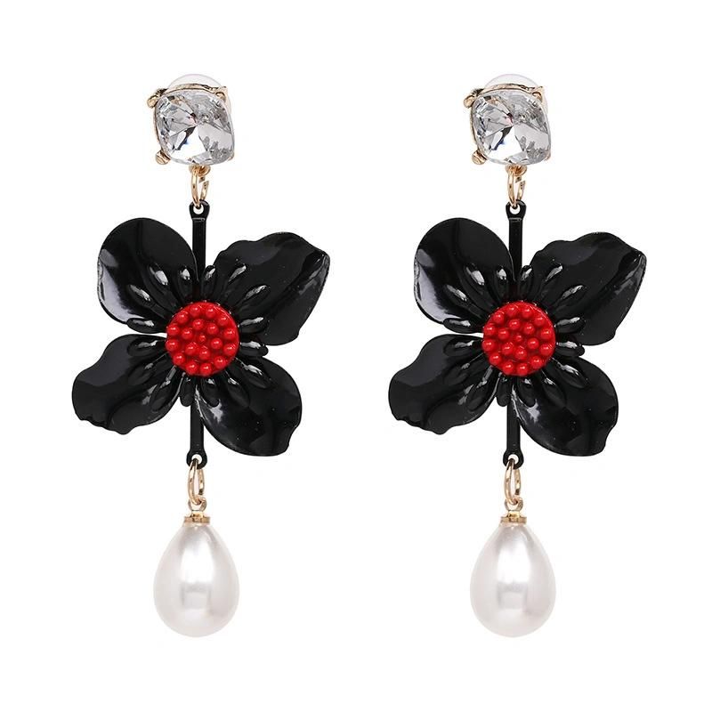 Female Autumn White Floral Diamond Imitation Pearl Resin Earring with Flower