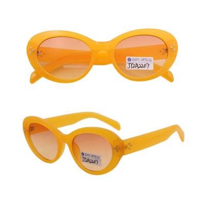 Oval-Shaped Lady Custom Color Plastic Sunglasses with Rivets Decoration