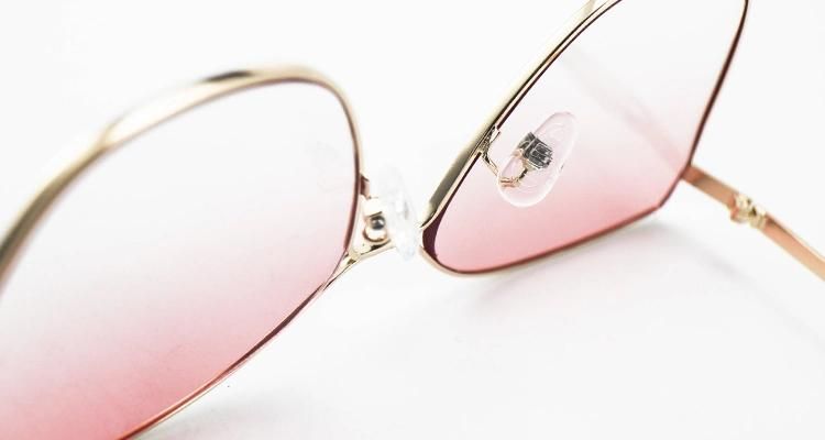 Butterfly Shaped Metal Frames Women Ready Sunglasses