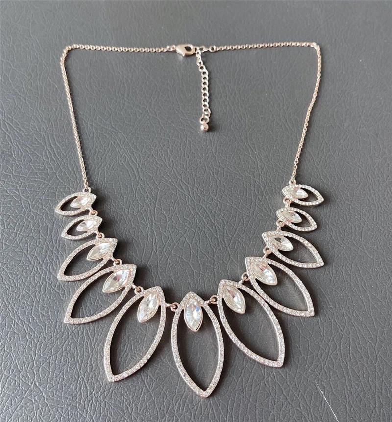 Manufacture New Design Rose Gold Plated Fashion Jewelry Alloy Big and Small Teardrop Shape Glass Stone Statement Necklace