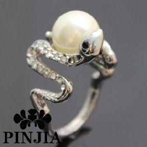 Snakes Pearl Fashion Jewelry Ring