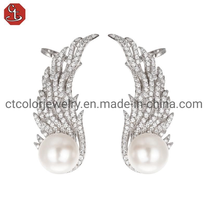 Fashion Black Pearl Wing Shape Design Earrings