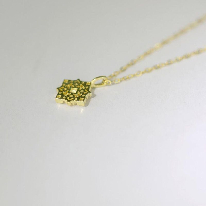 Fashion Accessories 925 Sterling Silver 14K Gold Plated Diamond Pendant Necklace Women Crystal Clavicle Chain Simple Exquisite