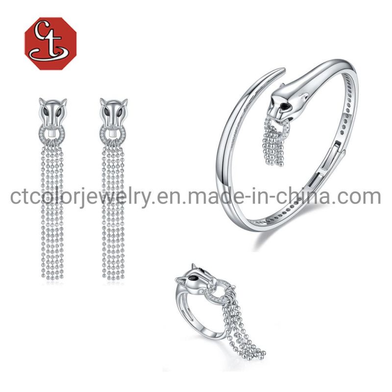 Leopard Head Inlaid Women Silver Rings Hip Hop Animal Group Party Punk Finger Ring Jewelry Personality Fashion New Style