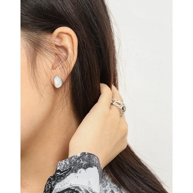 Fashion Niche Light Luxury Design Drop-Shaped Mother of Pearl Earrings Jewelry