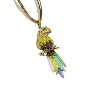 Bijouterias Ethnic Parrot Pattern Pendants Rhinestone Necklace