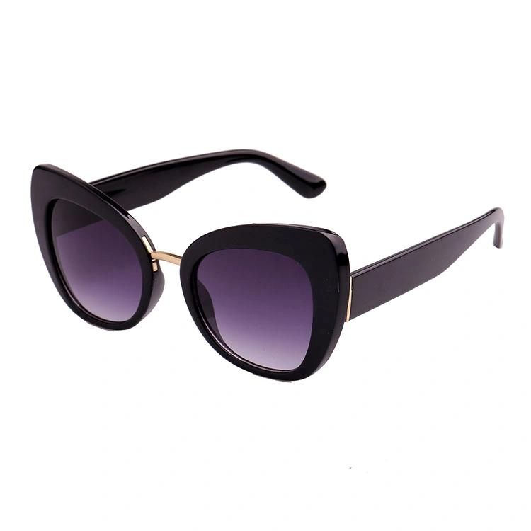 2019 Rising Cat Eye Fashion Sunglasses with Metal Bridge