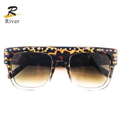 New Top Flat Pearled PC Frame Women Ready Sunglasses