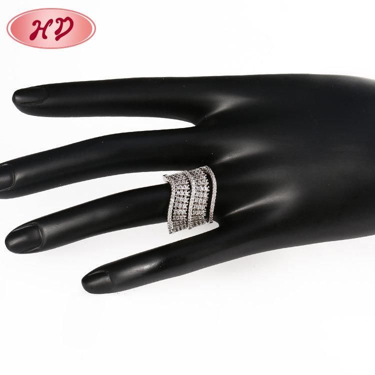 Women Jewelry Wholesale 18K Gold Rings Engagement Rings Christmas Gift for Lady