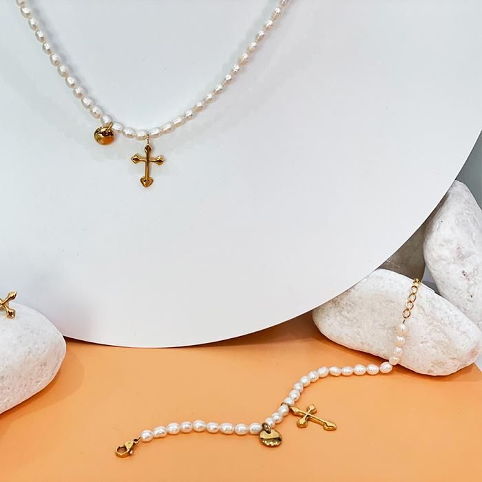 Wholesale Stainless Steel Gold Plated Christian Cross Pendant Pearl Necklaces for Ladies