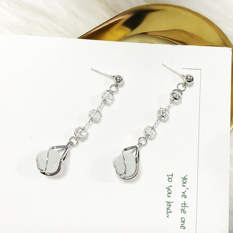 Korean Style Retro Fashion Female Long Earrings