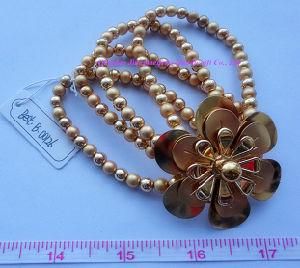 Gold Plated Beads and Alloy Flower Charm Bracelet