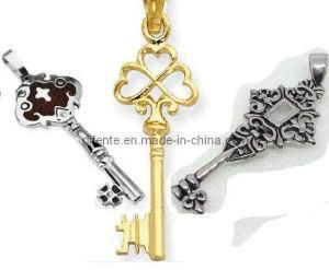 Fashion Key Shape Gold Plated Necklace Charms Pendant (PZ8249)