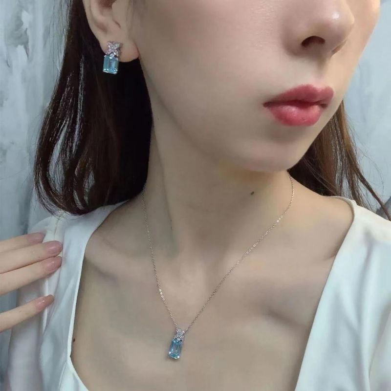 New Arrival Elegant 925 Silver Jewelry 8*12 Aquamarine Gemstone Diamond Pendant Necklace