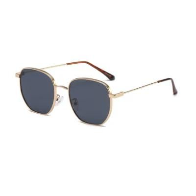 Wholesales 2021 Sun Glasses Manufacture Hotale Fashion Robute Metal Small Square Sunglasses Women Men Retro Steampunk Sunglasses