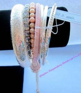 2014 New Design Crystal and Bead Custom Design Chain Bracelets