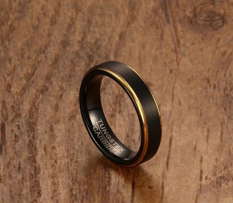 Men Rings Custom-Made Tungsten Rings Wholesale Men Tungsten Steel Brushed Black Gold Ring for Men Tst8141
