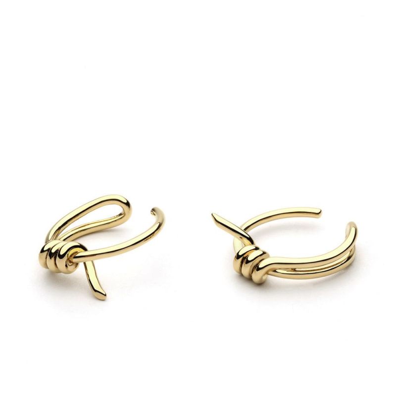 Delivste and Interesting Curved Appearance Copper Rings