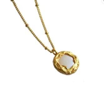 Roman Style Gold and Natural Pearl Pendant Necklace
