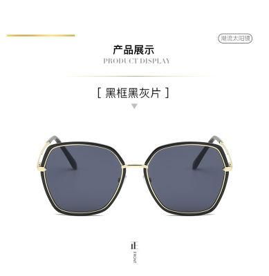 Classic Unisex Eyeglass Promotional Cheap Rivet Square Black Polarized Sunglasses Sun Glasses